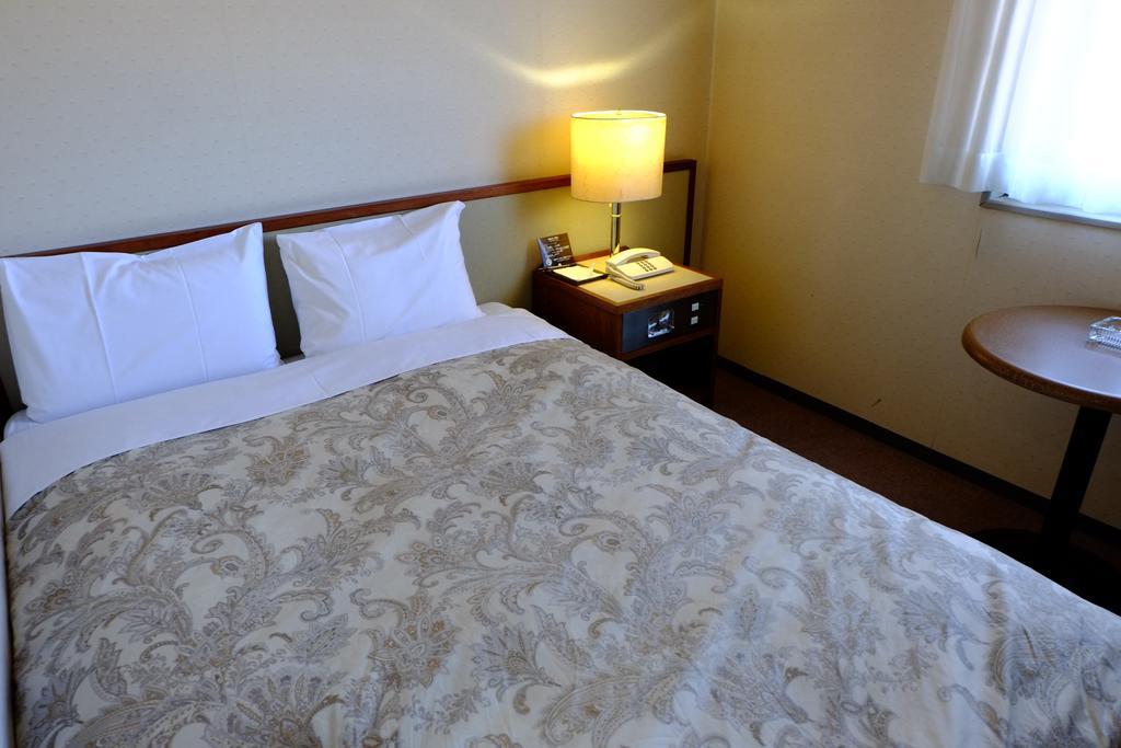 Hotel Fuyokaku Fujiyoshida Rum bild